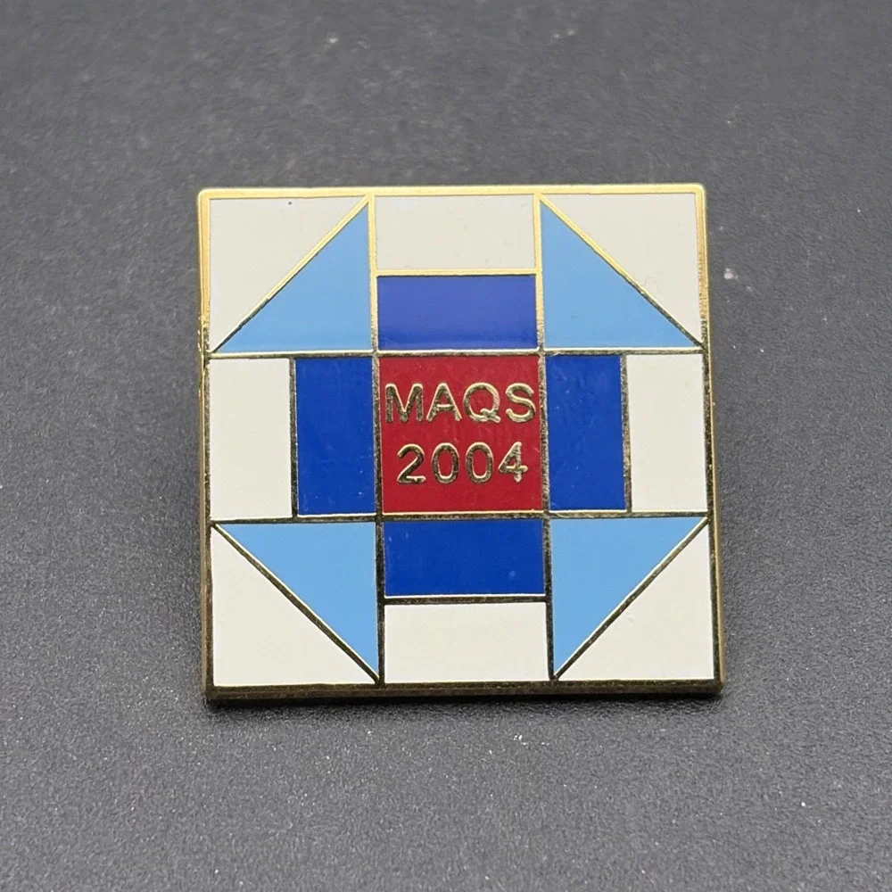 Museum Of The American Quilters Society 2004 MAQS Lapel Hat‎ Pin